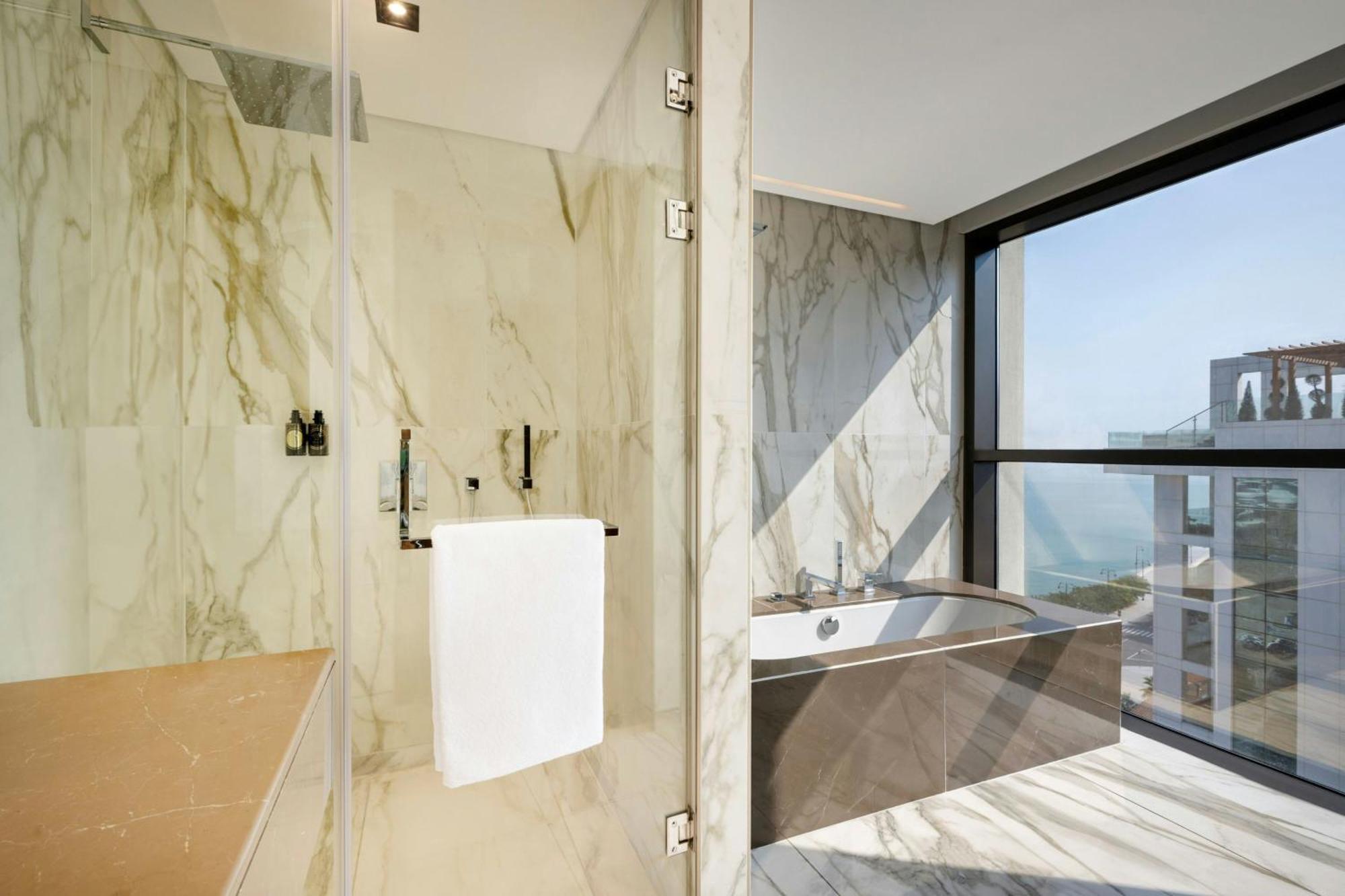 Agora, Doha, Autograph Collection Hotel Lusail Exterior photo